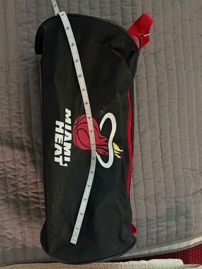 MIAMI HEAT MEDIUM DUFFLE BAG